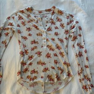 Free People Floral Thermal Henley (Size Small)